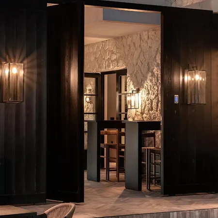 Hotel Abella